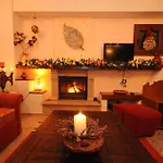 Margit 3* Karpenisi