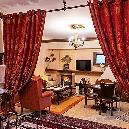 Margit Hotel Karpenisi