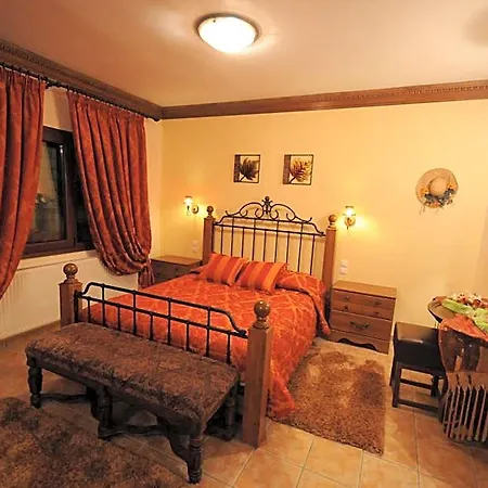 Margit 3* Karpenisi