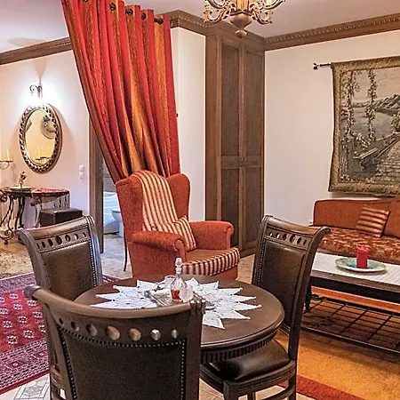 Margit 3* Karpenisi