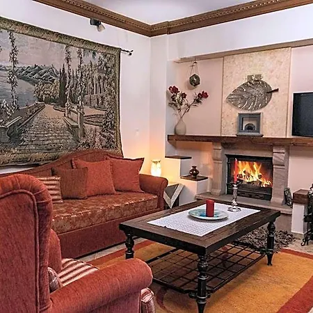 Hotel Margit Karpenisi