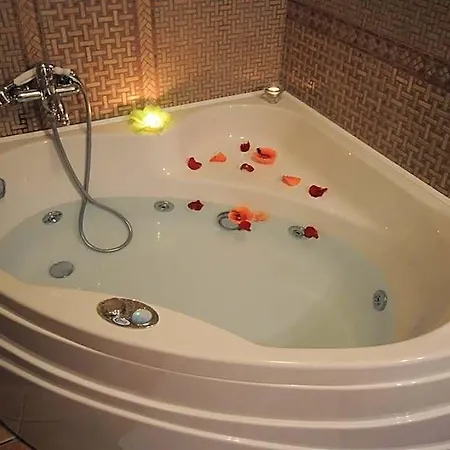 Margit Hotel