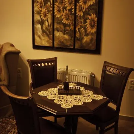 玛吉特套房酒店 酒店