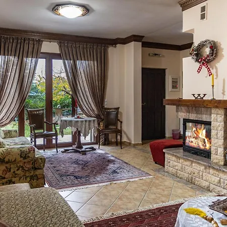 מלון Margit קרפניסיון