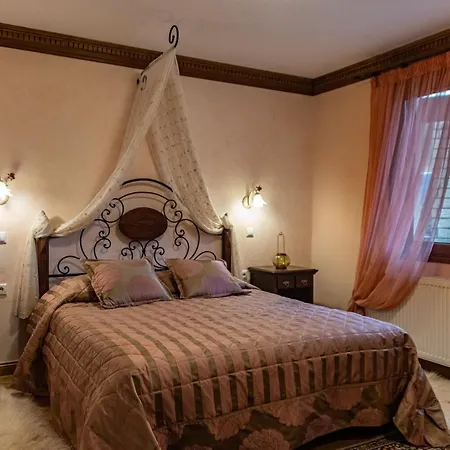 Margit מלון קרפניסיון