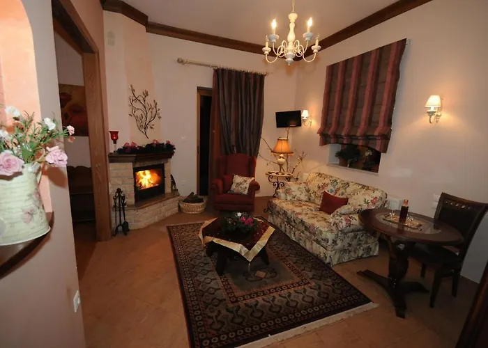 Margit Hotel Karpenisi